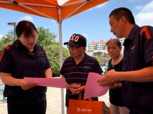 ok138cn太阳集团：“暖万家”进社区 “温心”服务“零距离”